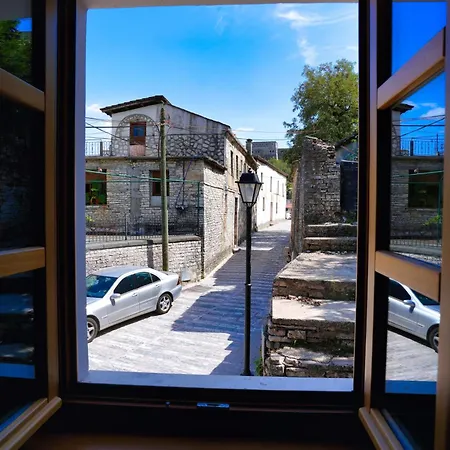 Palorto Traditional Hotel 4*