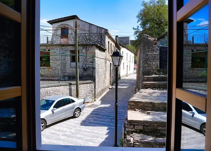 Palorto Traditional Hotel 4*